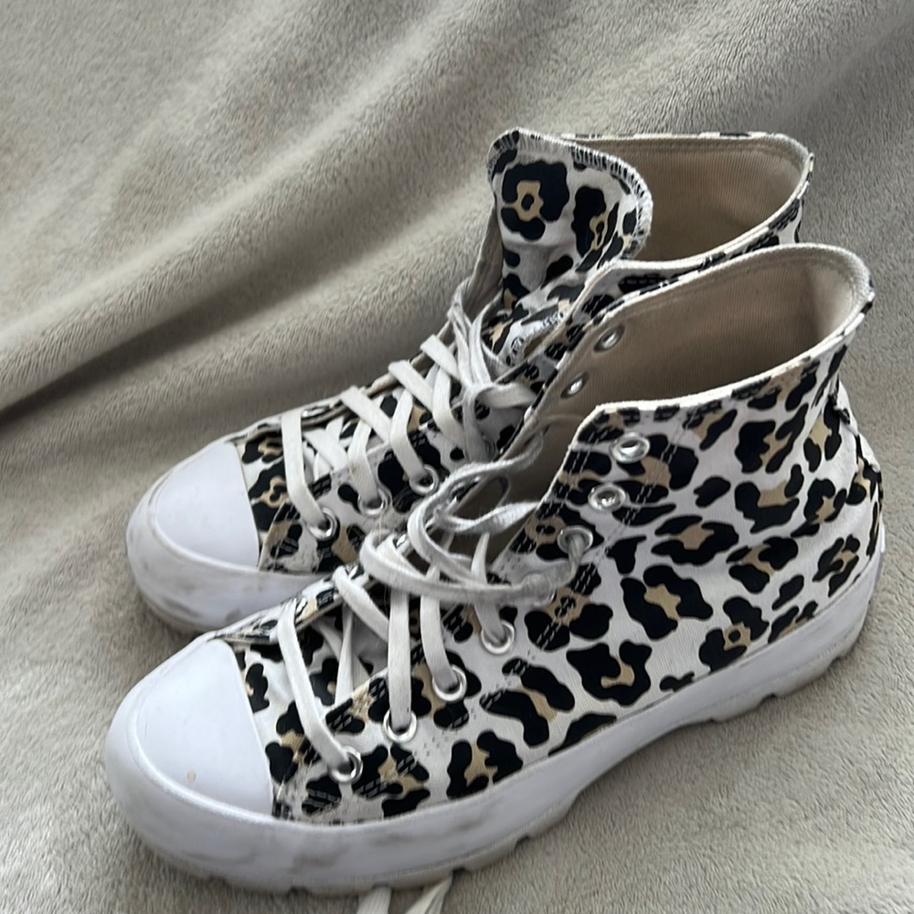 Converse shoes